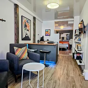 https://place-des-arts-by-hebergements-dcl.hotelsquebeccity.net