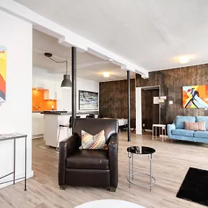 https://loft-de-lantiquaire-by-hebergements-dcl.hotelsquebeccity.net