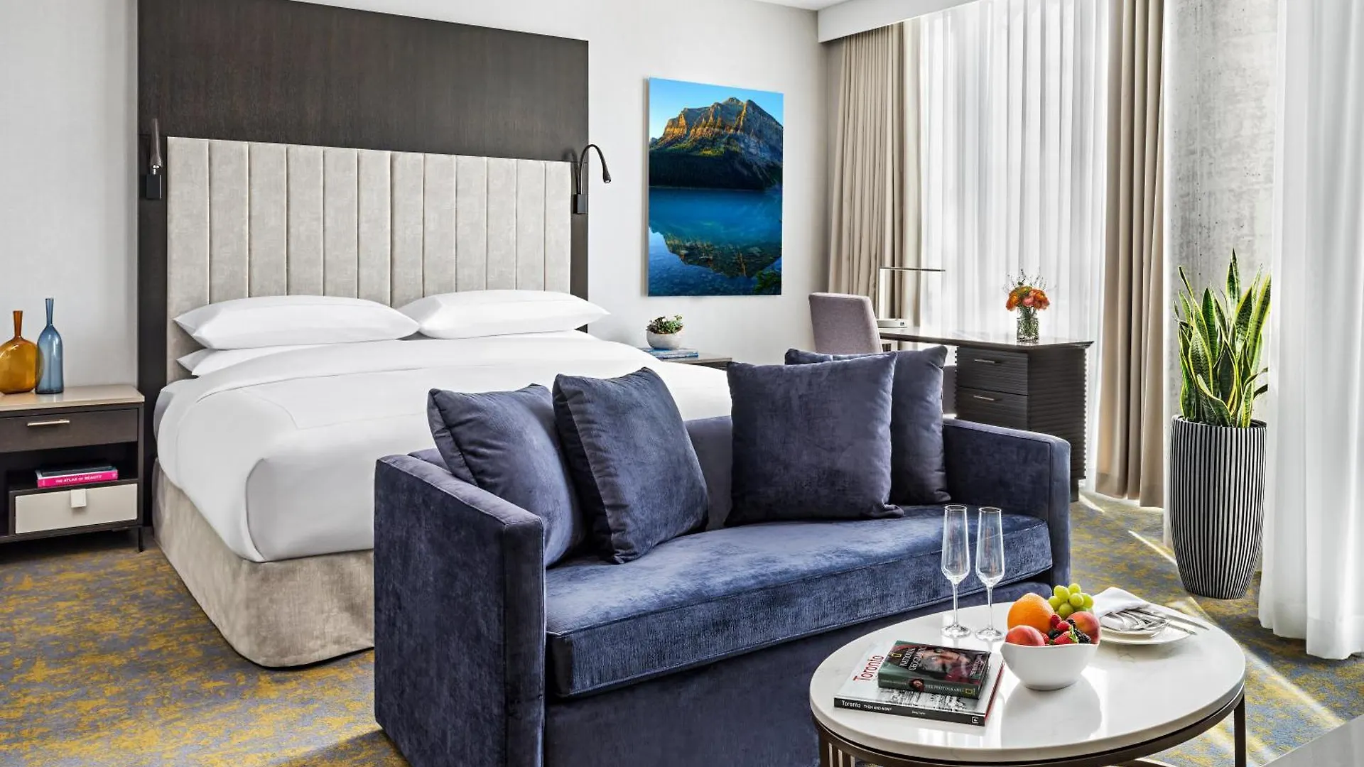 Hotel X Toronto, A Destination By Hyatt Hotel