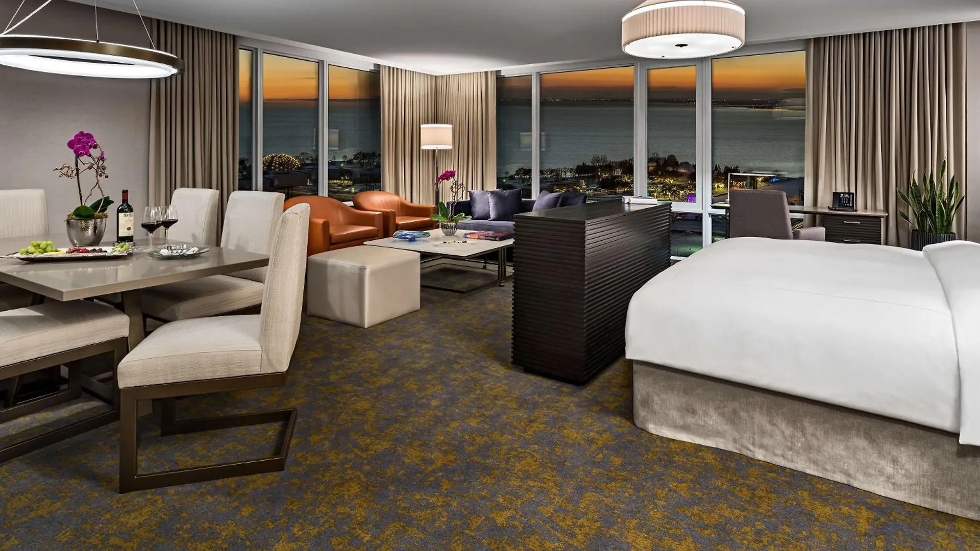 Hotel X Toronto, A Destination By Hyatt Hotel  Toronto